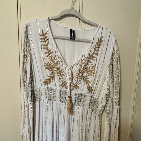 Magic White and Gold Embroidered Maxi Dress - Picture 3 of 12
